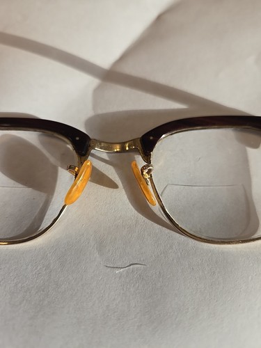 VINTAGE SHURON EYEGLASS FRAMES 6 1/2 LO STAMPED ON FRAME WITH CASE SHURON - Picture 3 of 10