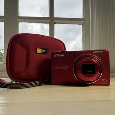 Nikon CoolPix S6200 Camera - 16MP  Case, 10x Zoom, Works/Tested, RED - GREAT 