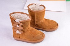 Koolaburra by UGG Brown/tan Suede Pull-On Short Boots Bows Girls Toddler Size