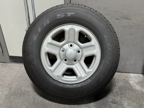 Set of 5 Jeep Wrangler 16” Wheels w/ P225/75R16 Goodyear Tires – OEM ...