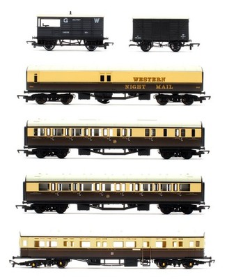 HORNBY/AIRFIX SPURWEITE ''OO'' SCHWADER MIT 6 VERSCHIEDENEN GWR 4X REISEBUSSEN & 2X LIEFERWAGEN