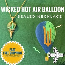 Universal Studios Wicked Emerald City Balloon Necklace Hot Air Balloon