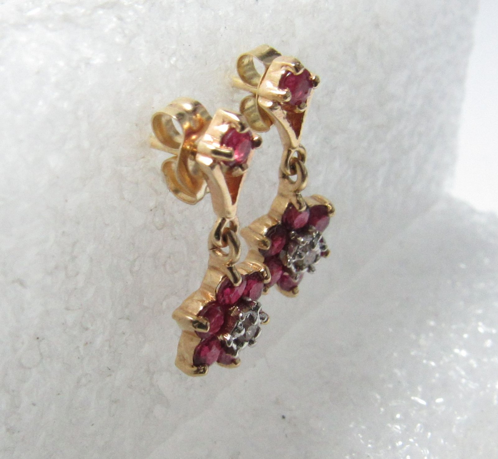 SOLID 14K GOLD DANGLE/ DROP EARRINGS WITH RED NAT… - image 3