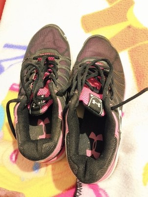 Under Armour 4.5 Youth 1246708-003 Black UA GGS Micro Pulse II Running Shoes