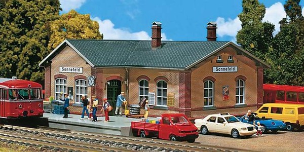 110095 Faller Ho 1:87 Bausatz Haltepunkt Sonnefeld - Neu + Ovp-image