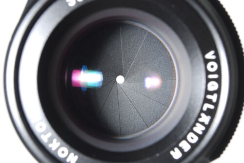 Cosina Voigtlander NOKTON 35mm f/1.2 Black for Fuji X mount "Near Mint" 0989 - Picture 9 of 12