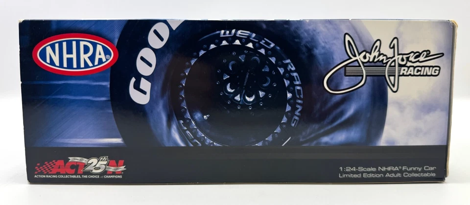 Chevy Camaro NHRA Funny Car 2017 John Force 1:24 Peak edición limitada 1 de 1357 Foto 3 de 4
