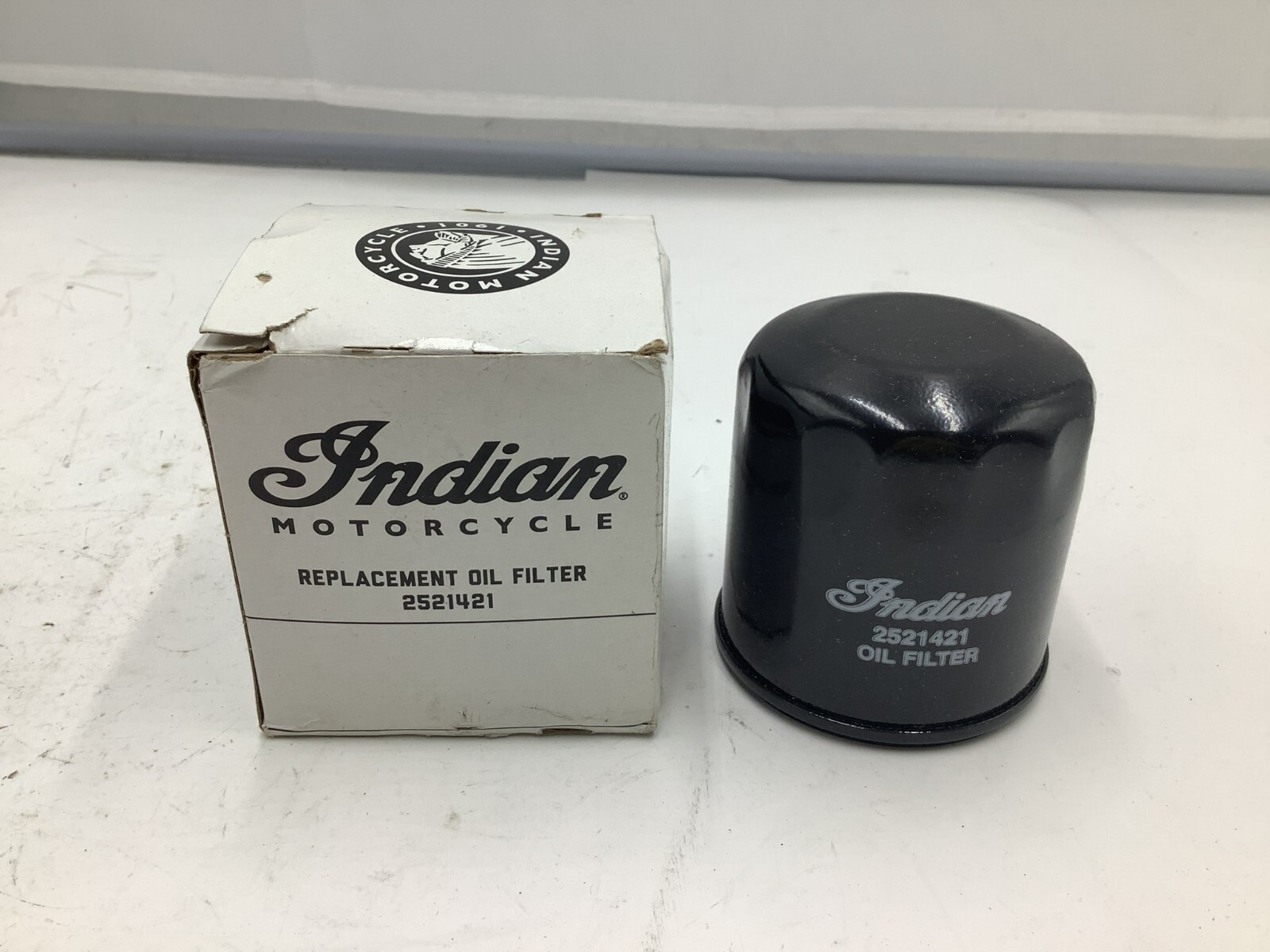 QTY 1 INDIAN MOTORCYCLE BLACK OIL FILTER FOR THUNDERSTROKE 111 2014 on