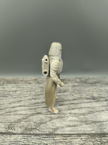 Star Wars Snowtrooper In Hoth Gear Action Figure 1997 Kenner 4.25" POTF - Picture 4 of 6