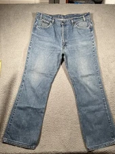 Men’s 40x32   Boot Cut. Levi Jeans 203. #2392