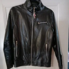 💦VSKA RAINGEAR  Sz Small Lightweight and very stylish Stay DRY💦