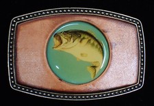LEAPING LARGEMOUTH BASS BELT BUCKLE LEATHER/METAL VTG.M 1970'S ALUMALINE US MADE