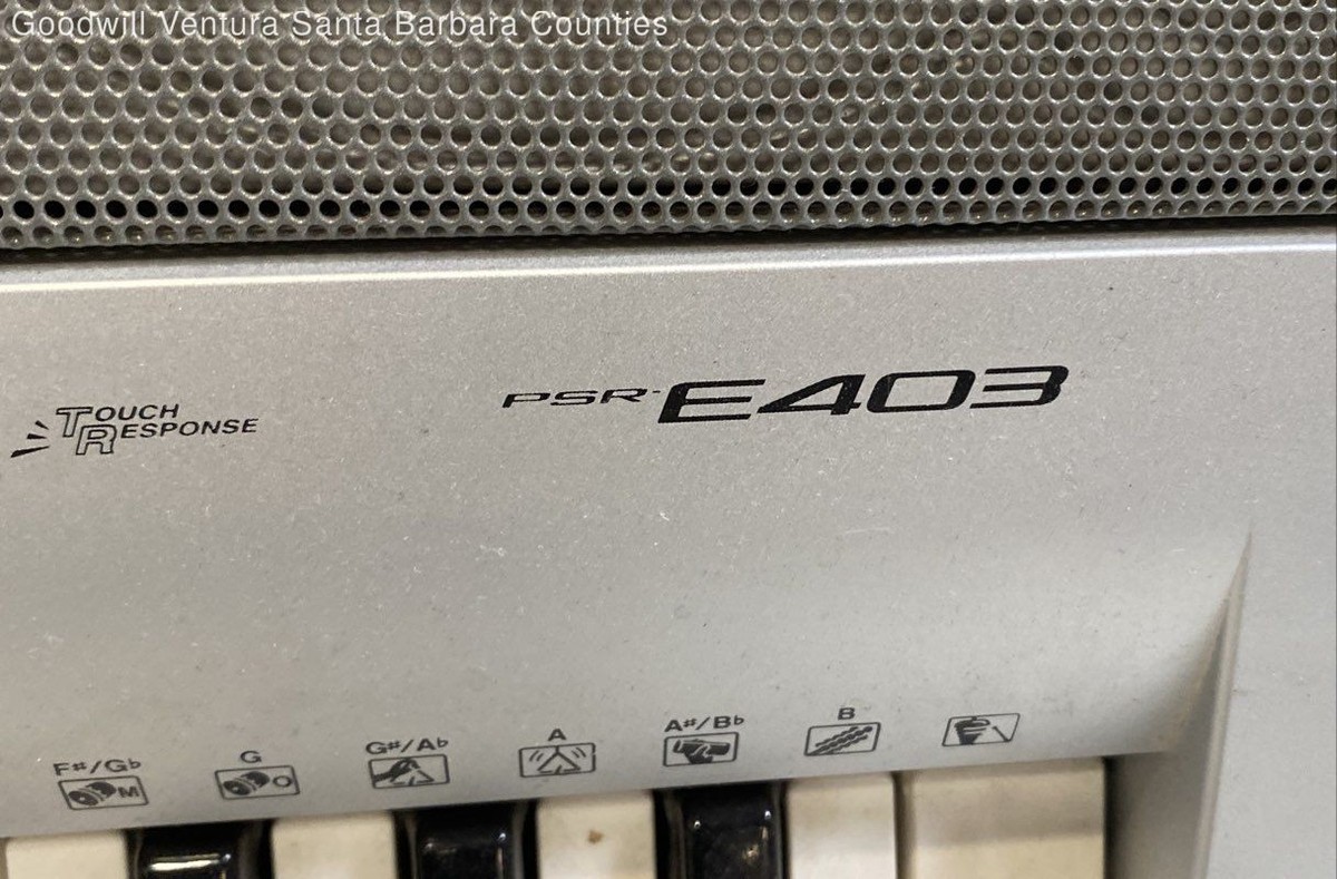 Yamaha PSR-E403 61 Key Portable Electronic Keyboard | eBay