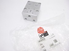 Applied Materials 0040-46194 300MM Emax Manifold Body
