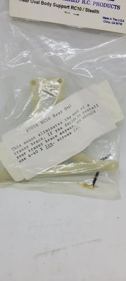 RPM 7016 White Rear Oval Body Support Associated RC10 RC10DS Stealth Trans. NOS - Image 4 of 4