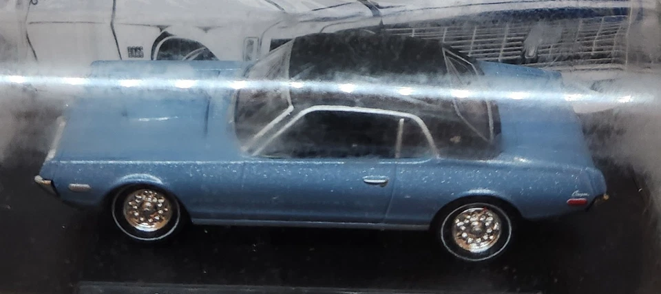 M2 Machines 1968 Mercury Cougar XR-7 2015 Auto Drivers R 27  Real Riders - Image 3 of 3