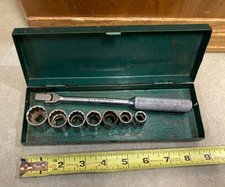 Vtg Bonney Breaker Bar ZT720 & Mixed Socket Set SAE Standard in Metal Case
