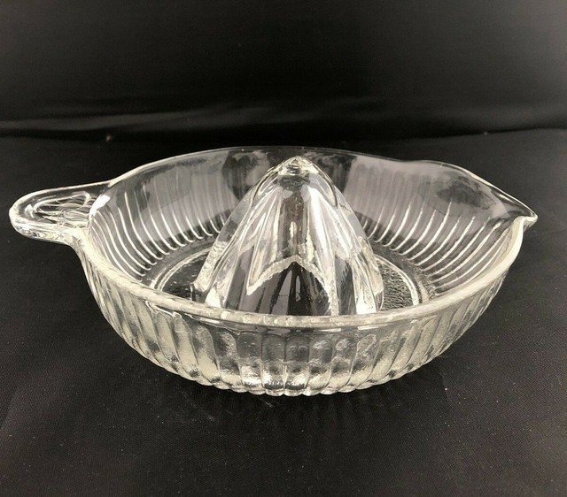Vintage Clear Glass Hand Juicer Reamer 8" Ribbed Handle Pour Spout eBay