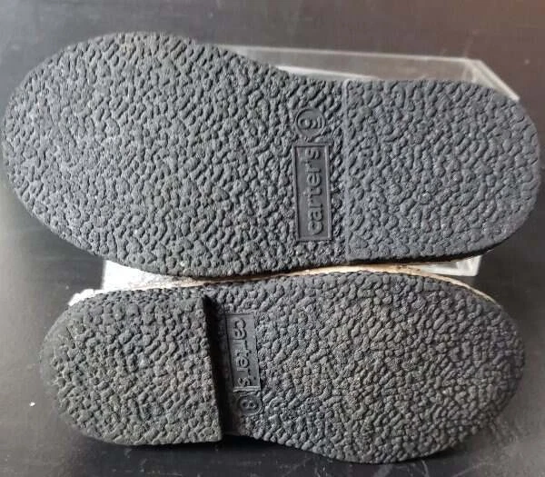 Botines Carter's Little Girls talla 8 cremallera marrón claro tostado con lentejuelas plateadas Foto 3 de 3