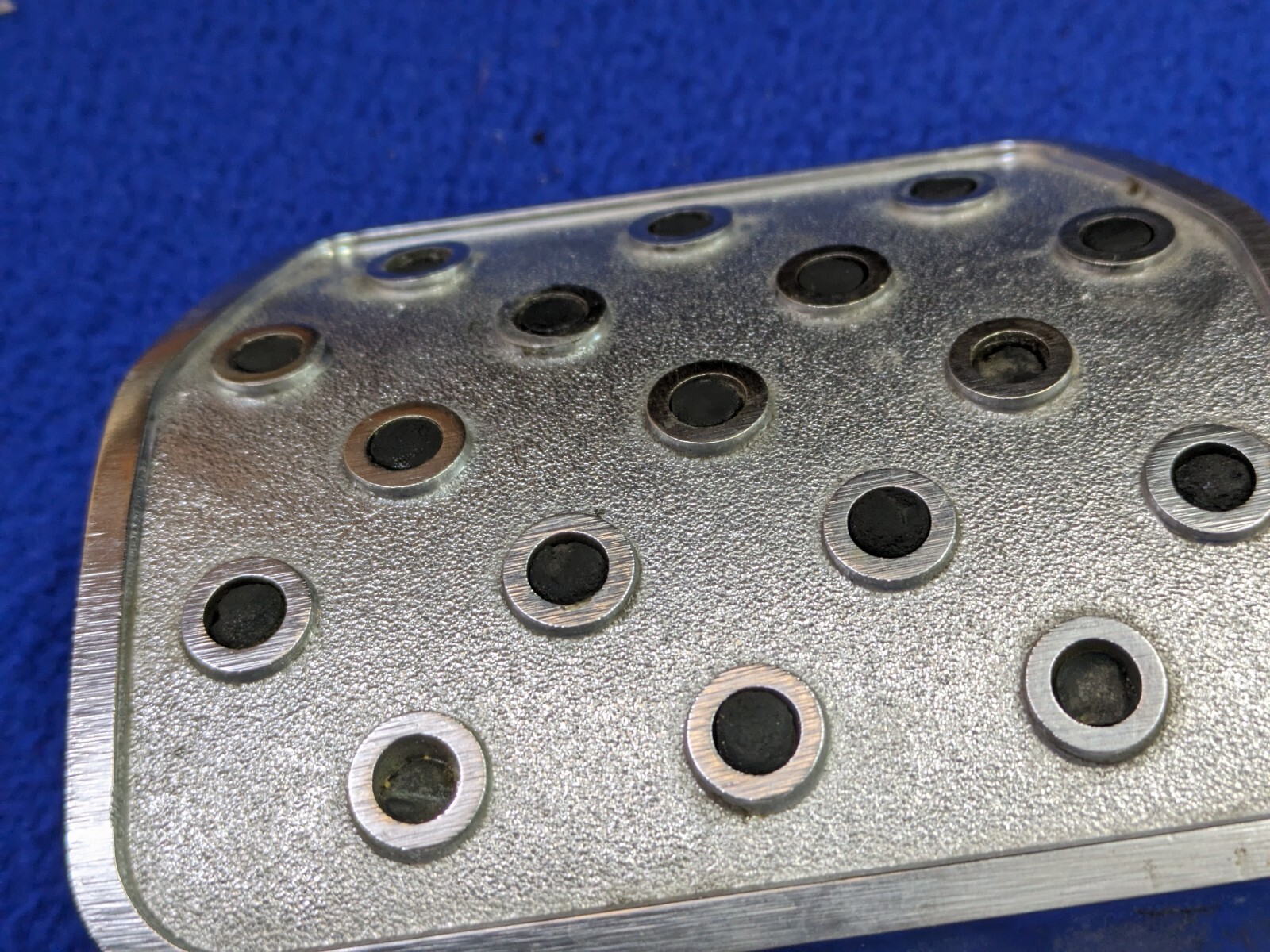 2006-19 BENTLEY CONTINENTAL FLYING SPUR brake PEDAL TRIM PLATE COVER NON-SLIP
