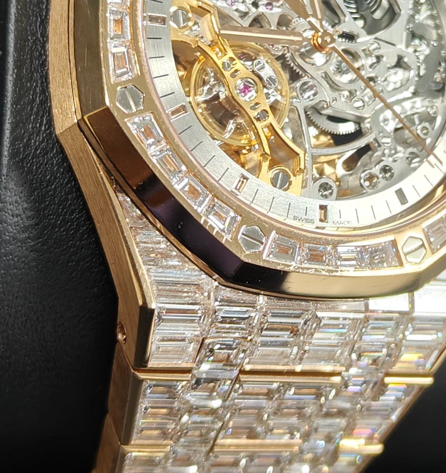 Audemars Piguet Royal Oak Skeleton 15417OR.ZZ.1267OR.01.A Openworked CHANDELIER - Image 3 of 4