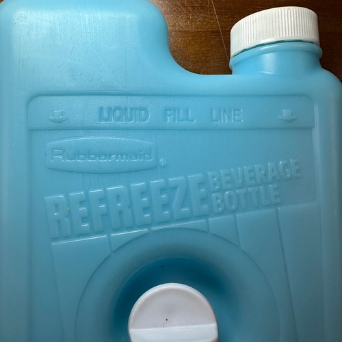 Vintage Rubbermaid Gott Cooler Refreeze Screw-In Water Bottle 8279 - Picture 3 of 5