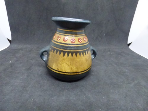 Vintage Pottery Ethnic Black & Browns Peruvian Inca Small Vase + Handles 9cm VGC - 第 2/12 張圖片