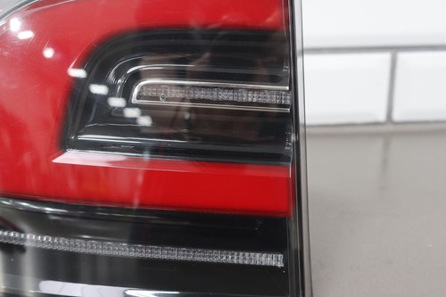 16-20 Telsa Model X Rear Left LH Outer Tail Light Lamp (1034332-00-A) Tested - Picture 3 of 19