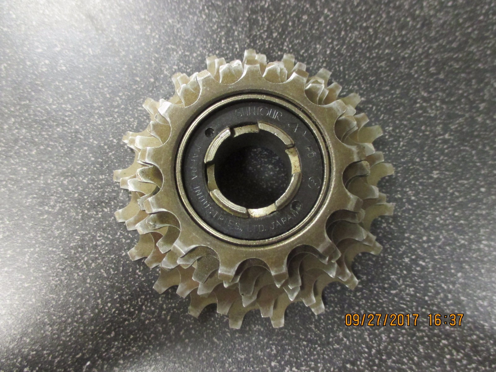 Suntour Alpha 6 speed freewheel 13*21 EXC      *