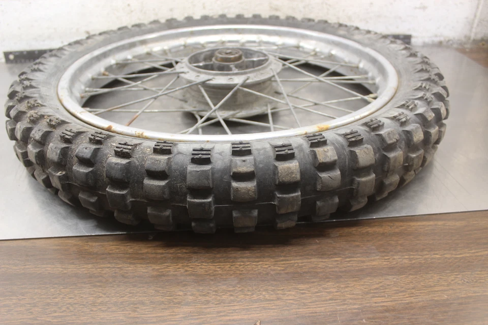 1974 川崎 G5 100 后轮轮圈 (3.00-18) H105 — 第 4/4 张图片