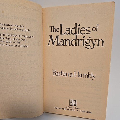 The Ladies of Mandrigyn By Barbara Hambly (1984) - Picture 4 of 7