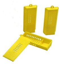 20 PCS Bee Transport Cages Beekeeping Bee Queen Rearing Cage Cell Plastic Post 