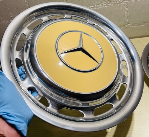 2x Original Mercedes 14 Zoll Oldtimer Radkappen W123 W113 681 Weizen Gelb NEU - Bild 3 von 8