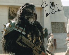 CAREY JONES signed Autogramm 20x25cm STAR WARS MANDO in Person autograph COA