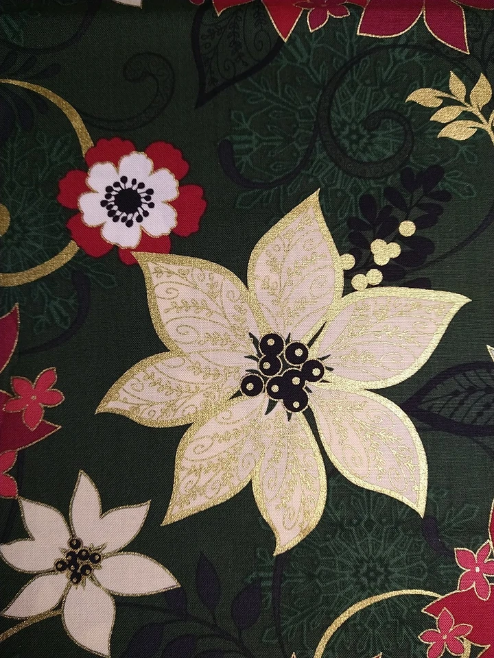 REMNANT Christmas Spectacular Benartex 15x22 Poinsettia Gold Green Kitty Yoshida - Image 3 of 4