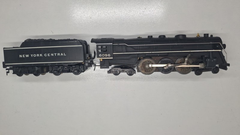 Vintage HO Scale MARX 4-6-4 6096 NYC Hudson Steam Locomotive with working smoke!