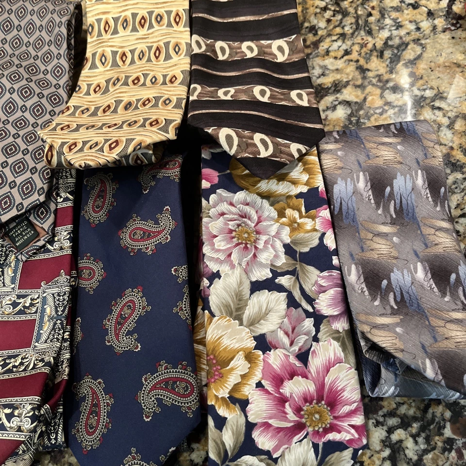 LOT OF 13 Vintage MEN'S TIE 100% SILK MADE IN USA! EUC! Floral Geometric Striped - Image 4 of 4