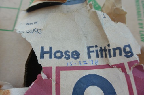 15-3278 AC DELCO HORSESHOE MALE TYPE FITTING SUCTION 5/8 HOSE, 1 1/16 FITTING - Picture 2 of 3