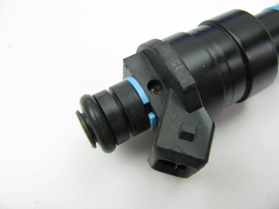 Inyector de combustible Gp Sorensen 800-1004N Reman para Ford Volvo 1983-1991 2,3 L-L4 Foto 2 de 3