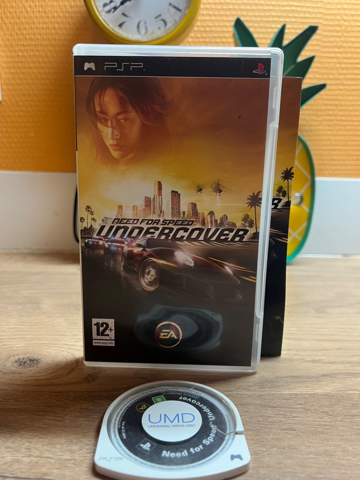 Need For Speed : Undercover - PSP - Bon état - complet - pal