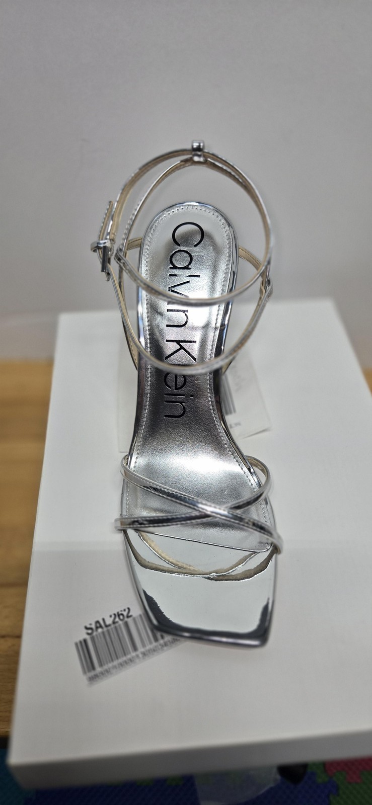 Calvin Klein Shoes Womens Size 10 Silver kcTEGIN Strappy Sandal Square Toe