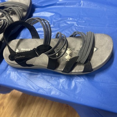 Sketchers Memory Foam Sandals Size 9 Wide