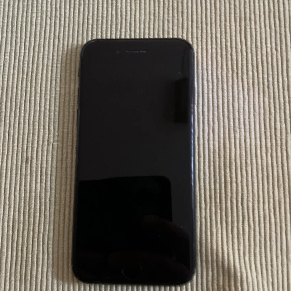 Apple iPhone SE (2020) · 64GB, Foto 3 von 5