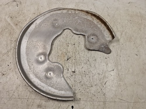 Brake disc dust cover plates