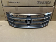 NEW 2010-2012 HONDA ACCORD CROSSTOUR Front Bumper Upper Grille ASSEMBLY w Emblem