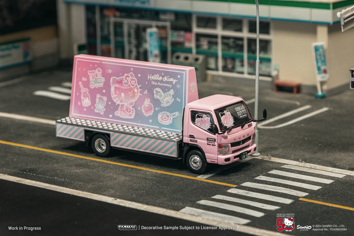 超得　ラリーアート　TEAM MITSUBISHI キャリーバッグ 2way Tarmac Works 1/64 Mitsubishi Fuso Canter Hello Kitty - TRUCK64