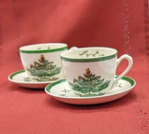 Two (2) Sets Vintage Spode Christmas Tree Coffee/Tea Cups and Saucers S3324 *