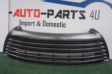 w/ 1 broken clip 2015 2017 TOYOTA CAMRY LE FRONT LOWER BUMPER GRILLE OEM 2016