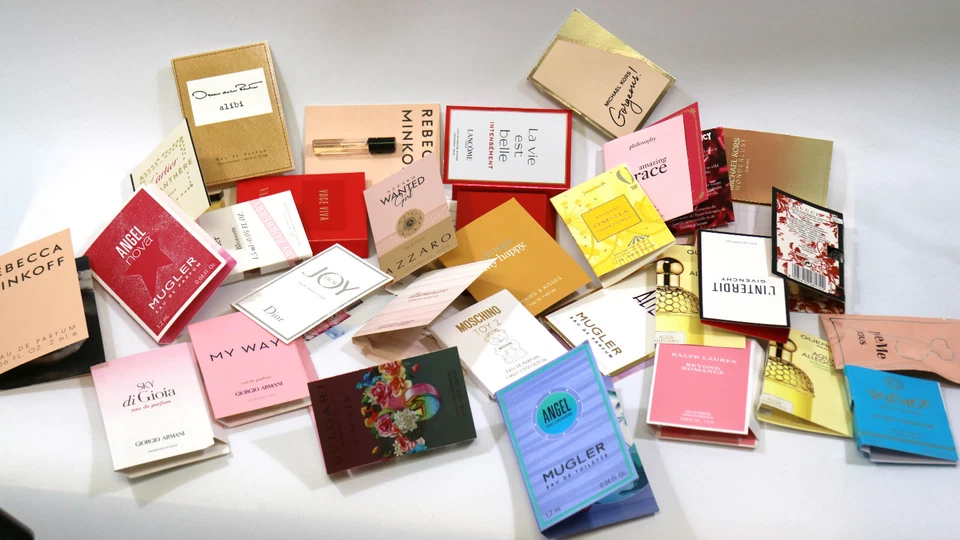 12x Women’s Perfume Samples Christimas Gift Set Dior/Gucci/Prada/Mugler/Giorgio - Image 2 of 4