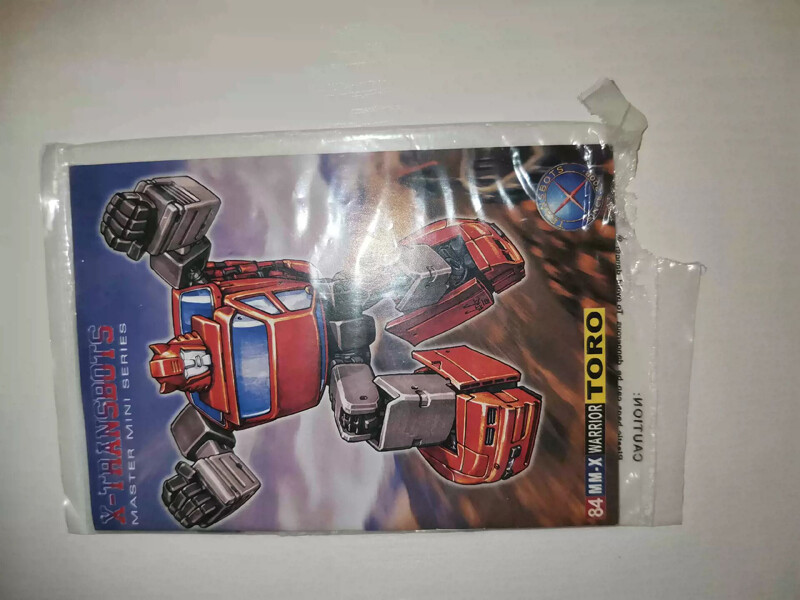 Transformable Toys X-Transbots MM-X WARRIOR TORO Cliffjumper